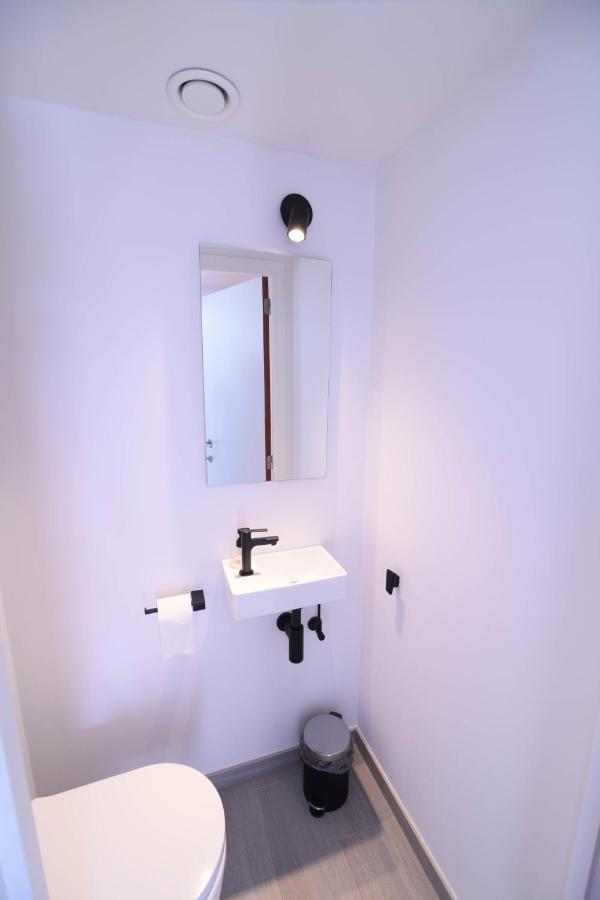 Premium Holidays - New Modern Apartment Oostkant With Seaview At Westende 米德尔克尔克 外观 照片